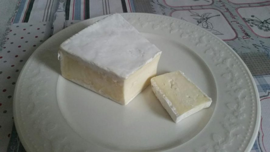 сир брі як їсти