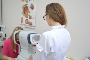 Діагностика перед операцією: фундамент успішної корекції зору та видалення катаракти