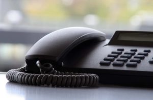 Як зателефонувати на міський номер: повна інструкція