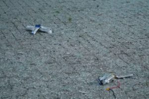 Дрон упав біля дитсадка в Харкові: пошкоджено два будинки