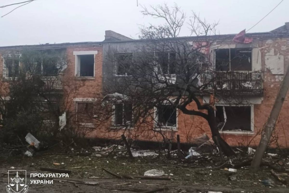 Ізюм зазнав ударів ФАБ-250: поранені цивільні, серед них дитина