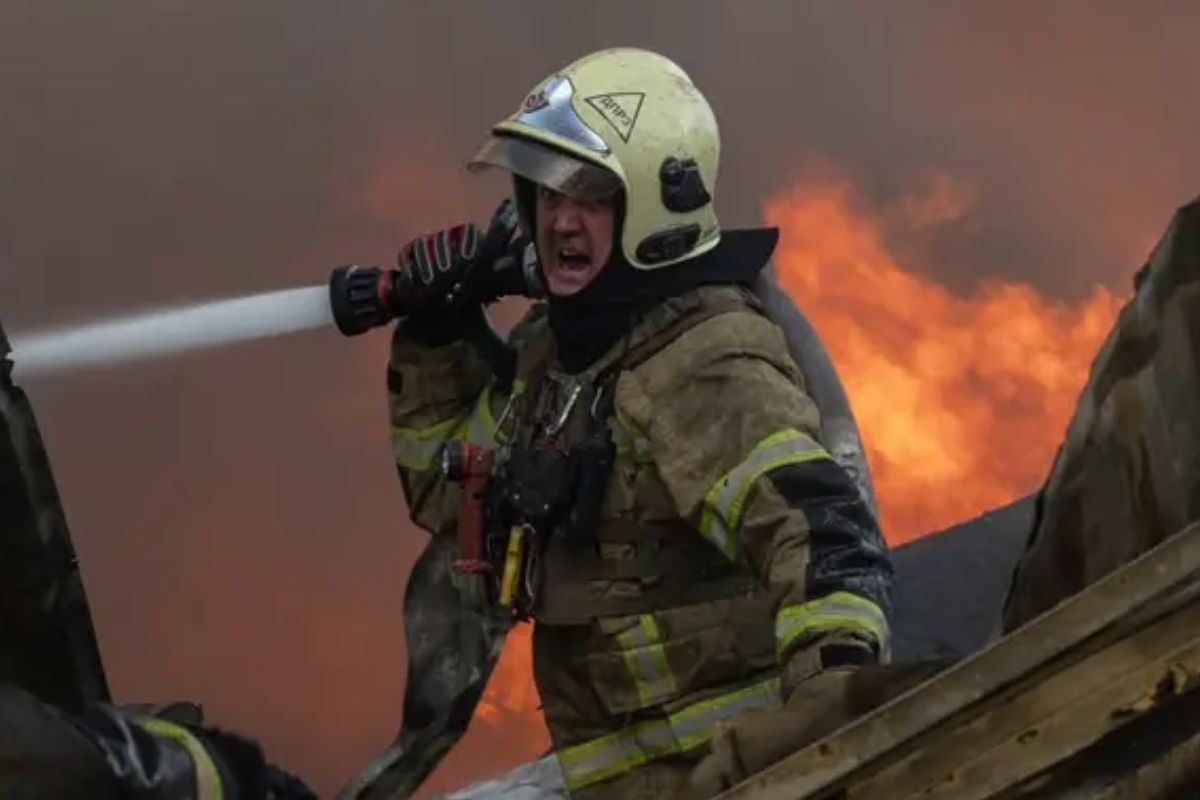 Росіяни за тиждень пошкодили 25 закладів освіти та 15 лікарень