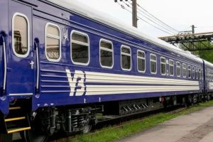 До Сум і Лозової пасажирів довезуть автобусом