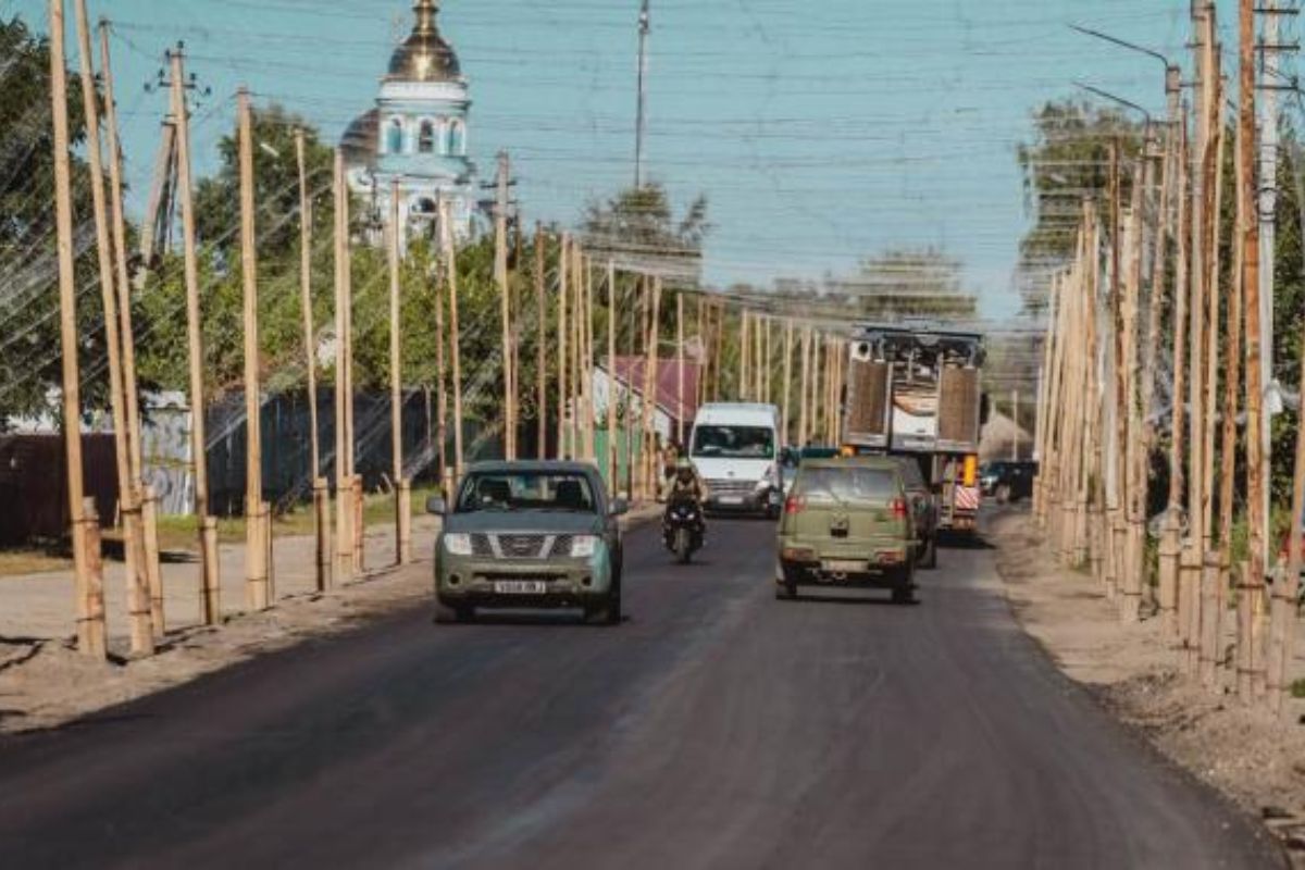Керовані бомби вдарили по Ізюму: пошкодження та відключення світла
