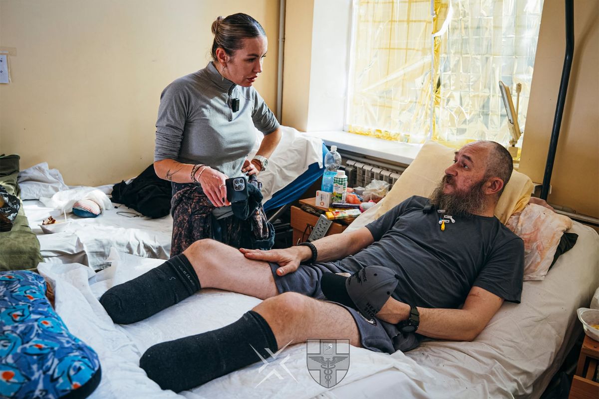 Вперше в історії війни пораненого бійця евакуювали важким дроном